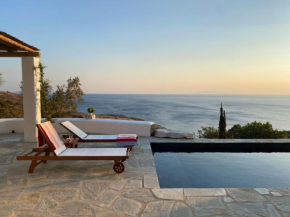 AVRA, a tasteful new Cycladic villa with private pool overlooking the Aegean sea